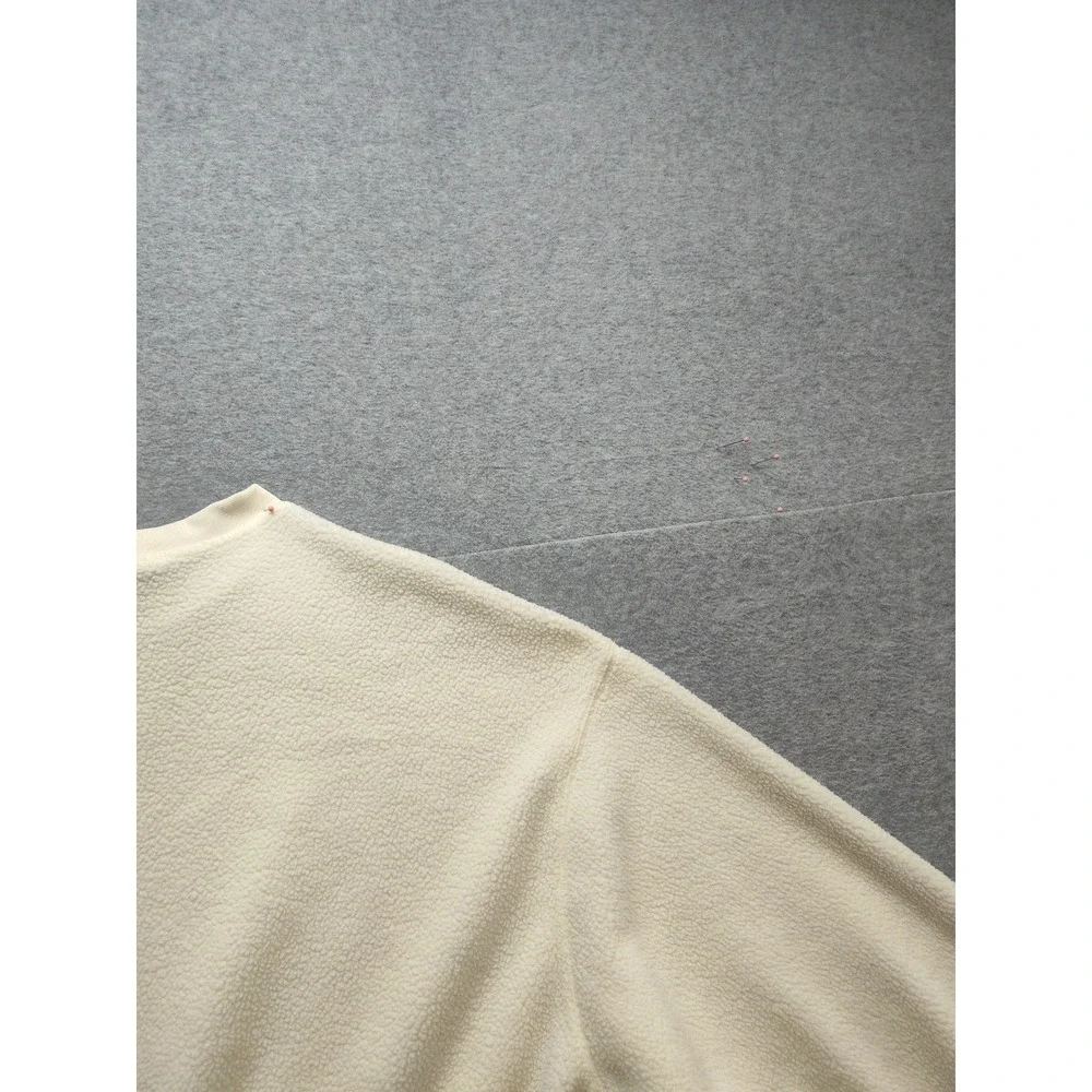 Nike Women Sweatshirt XS Cream 100% Polyester Crew Neck Long Sleeve Pullover